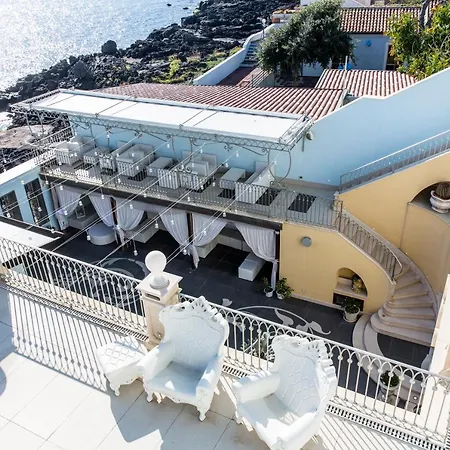- Il Cavalluccio Marino Fronte Mare