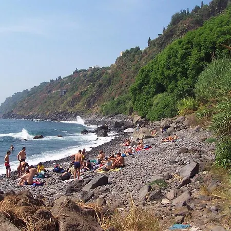 - Il Cavalluccio Marino Fronte Mare 2* Acireale
