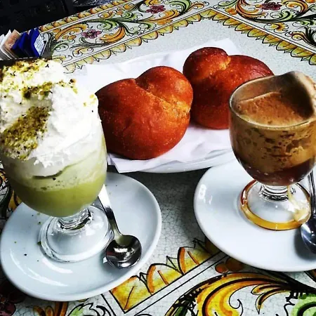 Il Cavalluccio Marino Fronte Mare Bed & Breakfast 2*